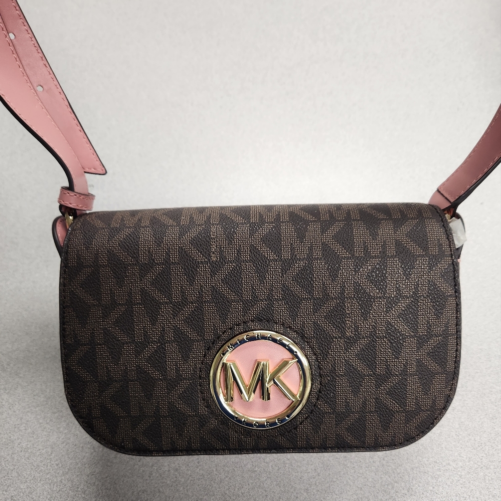 Michael kors purse NWT - Picture 4 of 4